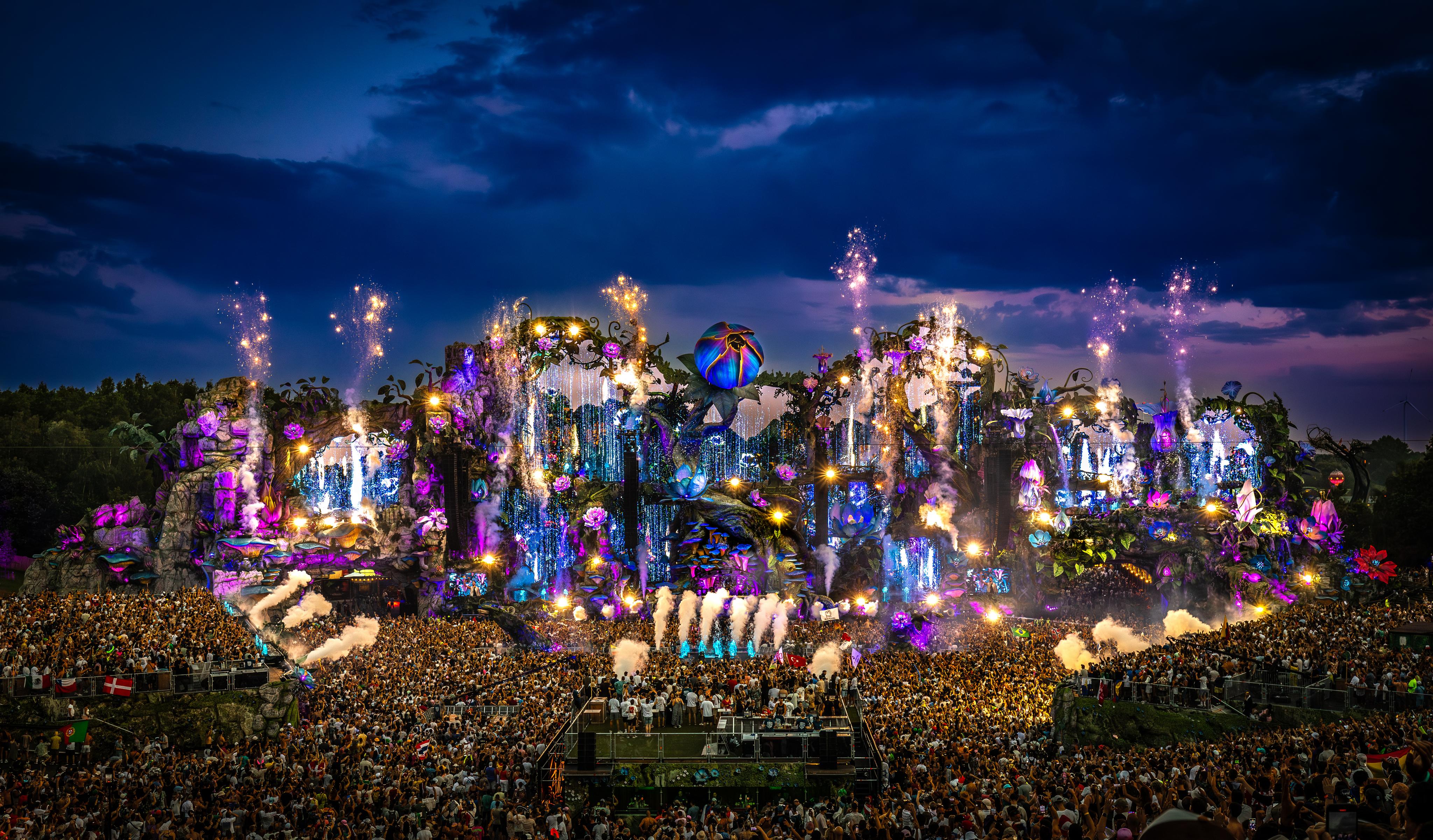 ♥♥2025年♥♥TOMORROWLAND系列♥♥ The Complete Tomorrowland 2025 Lineup Is Here - EDMTunes