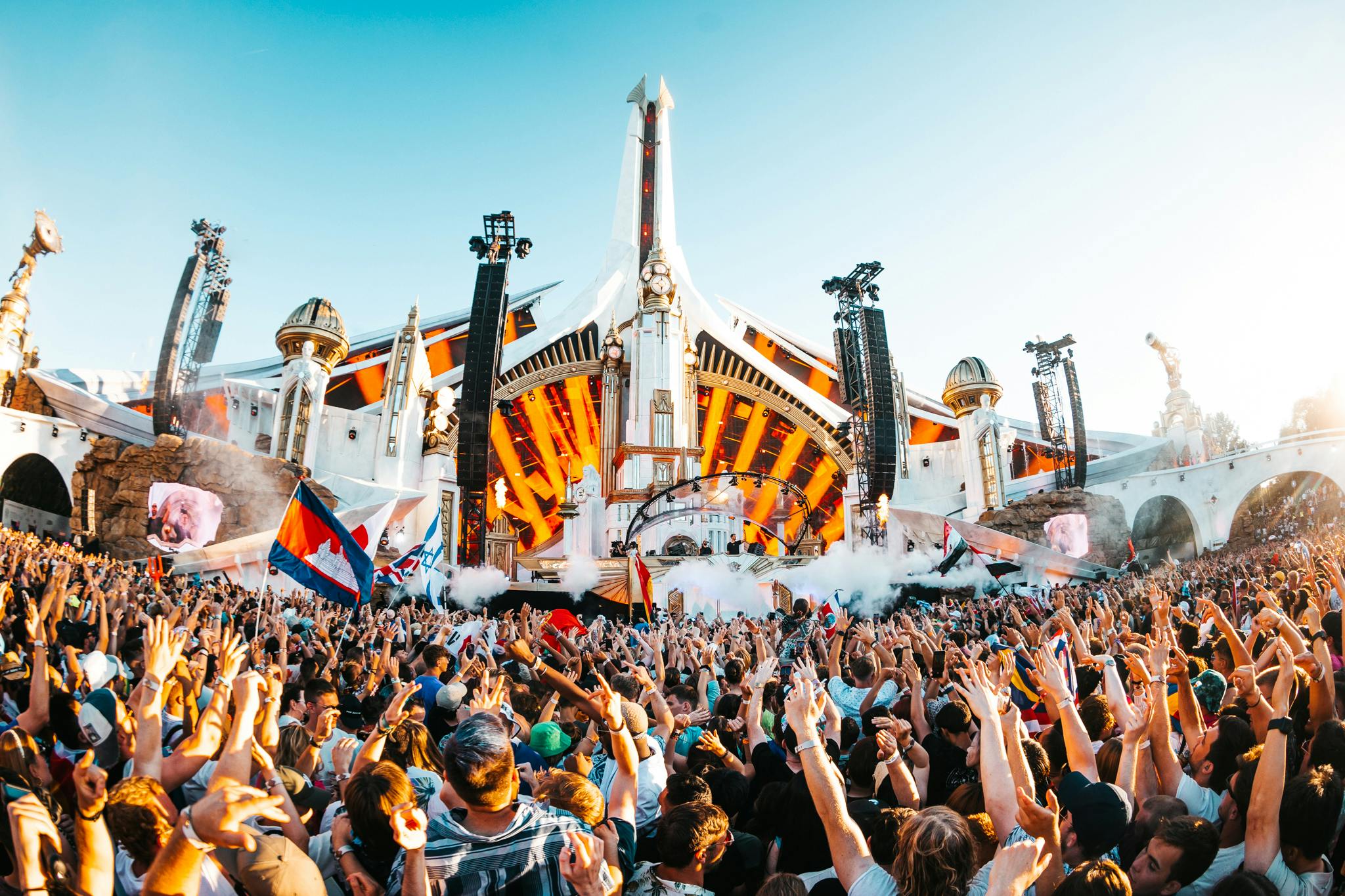 Tomorrowland Belgium 2022 - Reflection of Love MainStage